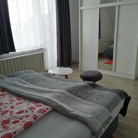 Betti Vendeghaz Альшопахок