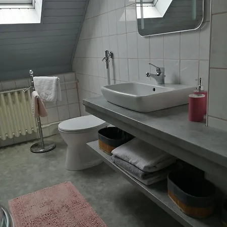 Betti Vendeghaz * Альшопахок