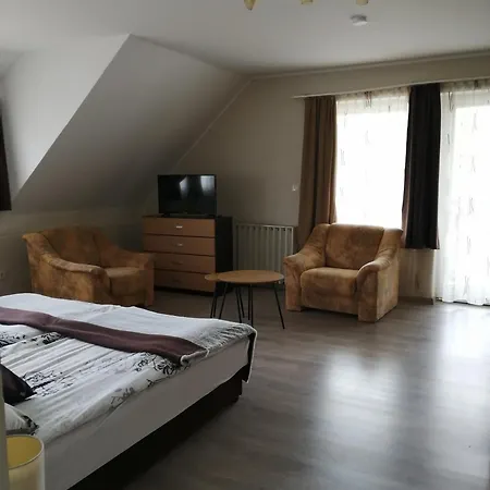 Апартаменты Betti Vendeghaz