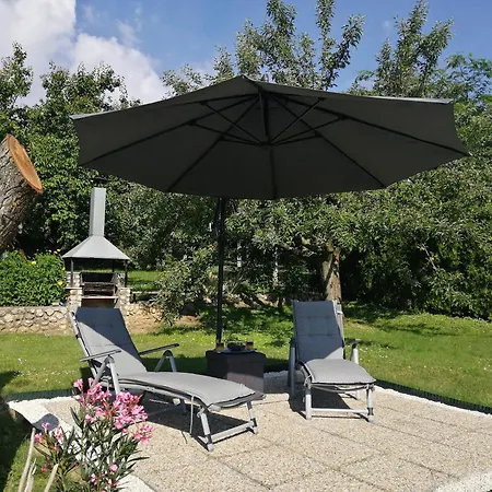 Betti Vendeghaz Апартаменты