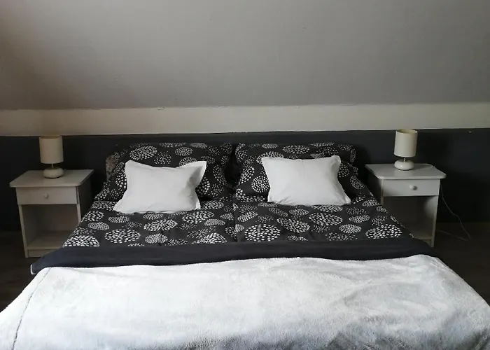 Betti Vendeghaz Apartment *